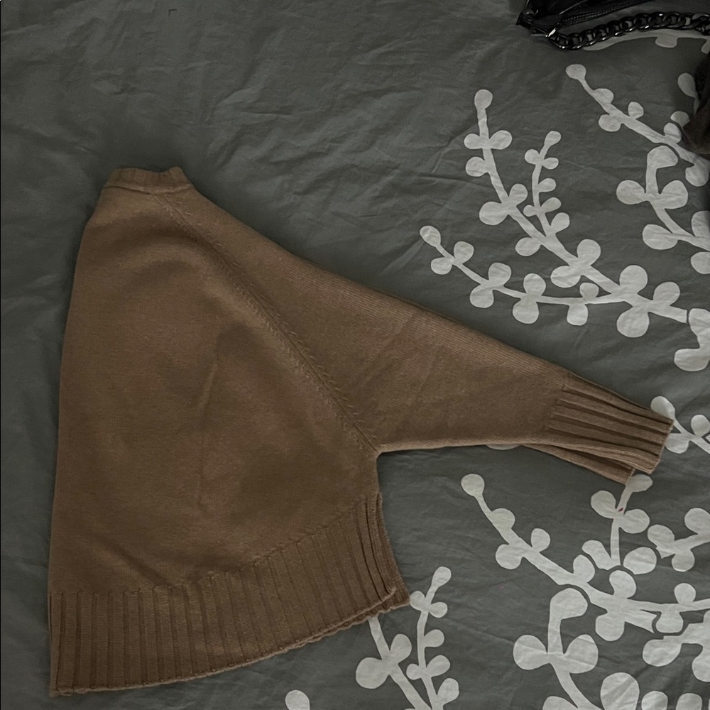 Women's V-Neck Sweater - Brown - Picture 3 of 5